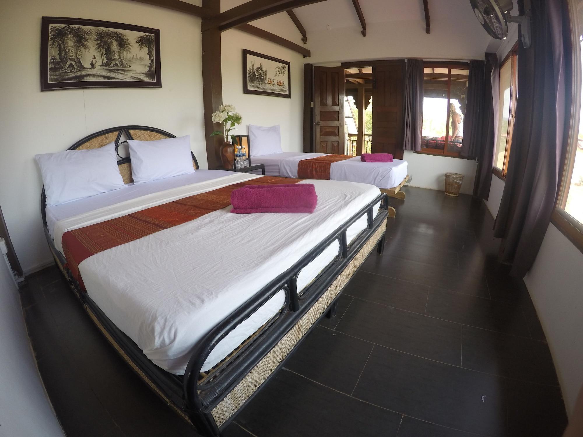 Villa Vedici Kampot Bagian luar foto