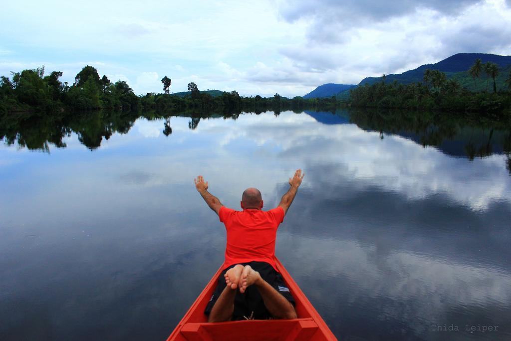 Villa Vedici Kampot Bagian luar foto