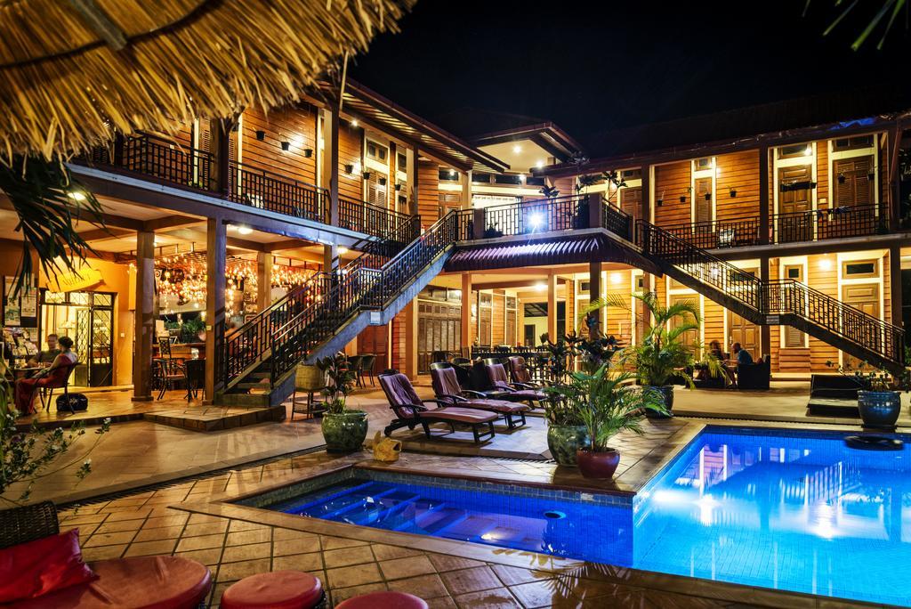 Villa Vedici Kampot Bagian luar foto